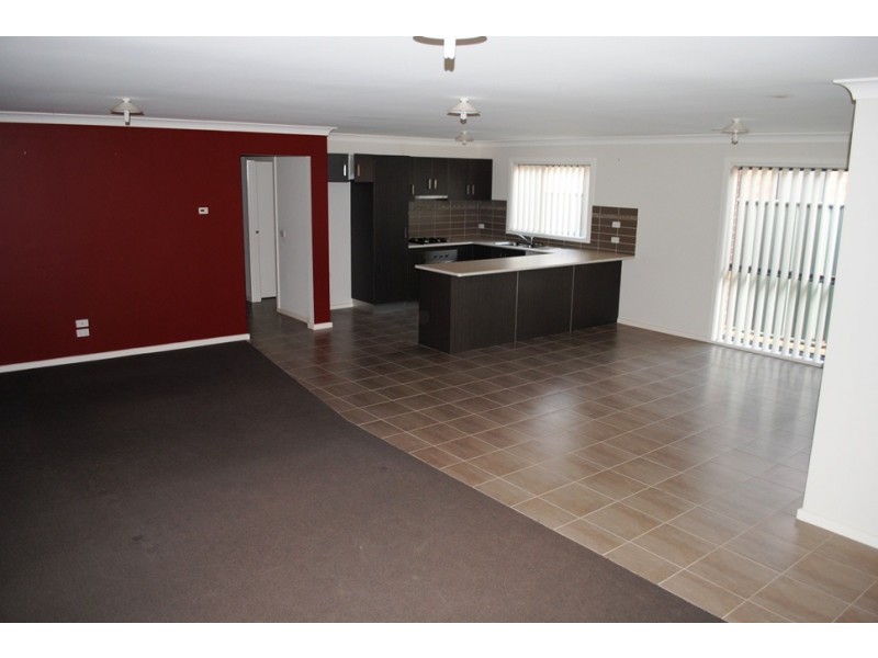 34 Garden View Drive, Tarneit VIC 3029