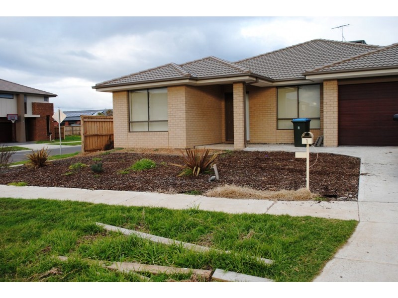 1 Warrego Way, Point Cook VIC 3030