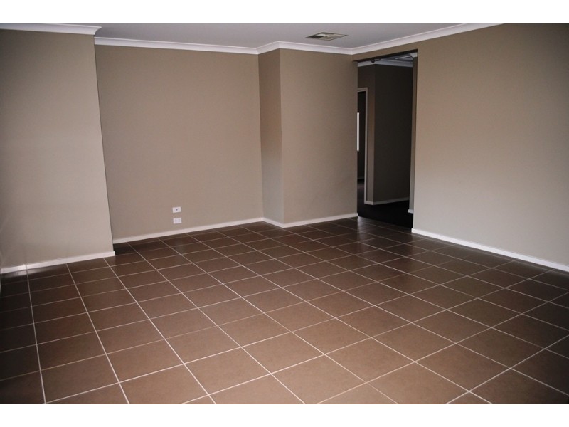 1 Warrego Way, Point Cook VIC 3030