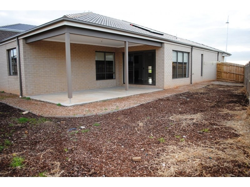 1 Warrego Way, Point Cook VIC 3030