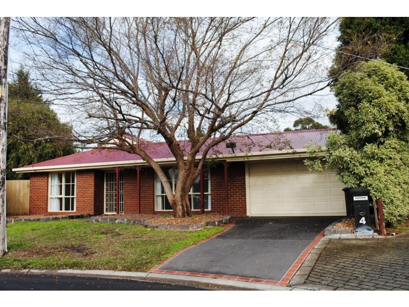 4 Blueberry Court, Werribee VIC 3030
