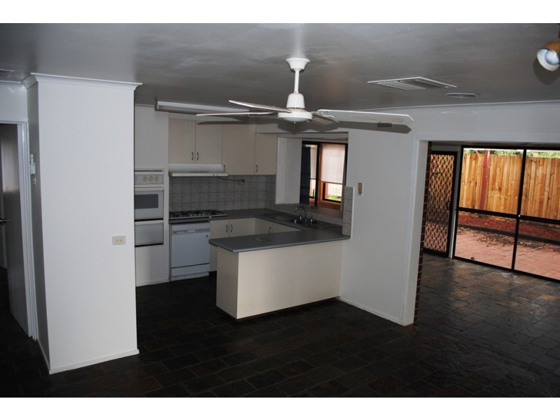 4 Blueberry Court, Werribee VIC 3030