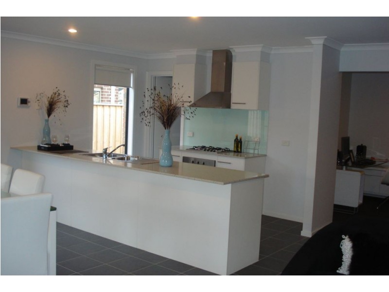 9 Romi Avenue, Truganina VIC 3029