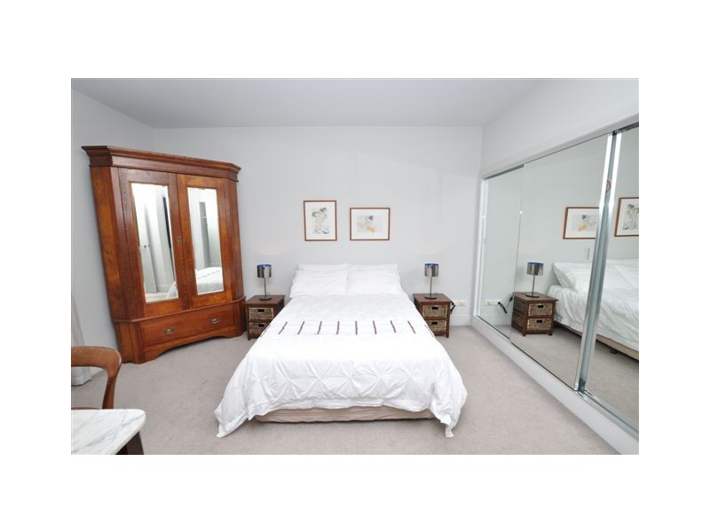 1/221 Sturt Street, Southbank VIC 3006