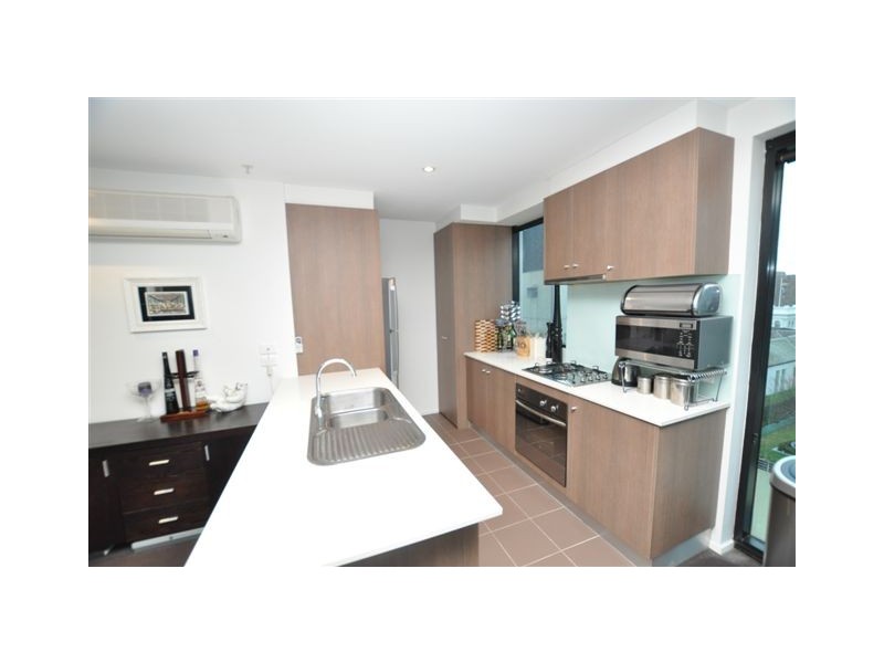507/83 Queens Road, Melbourne VIC 3004