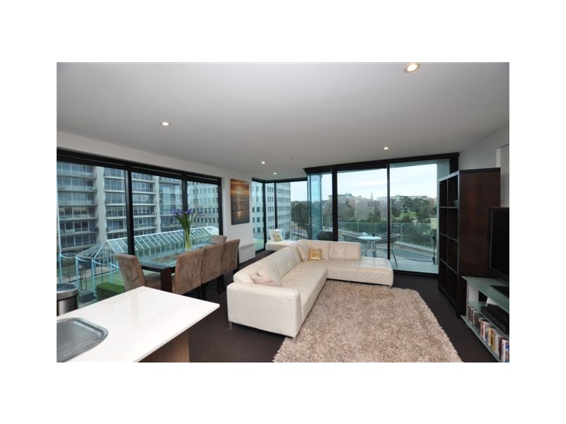 507/83 Queens Road, Melbourne VIC 3004