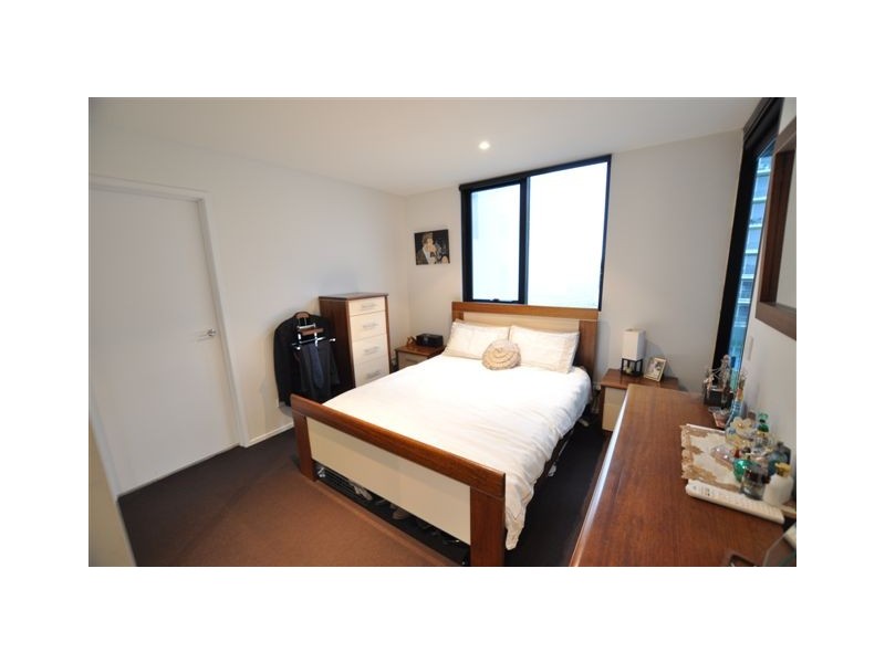 507/83 Queens Road, Melbourne VIC 3004