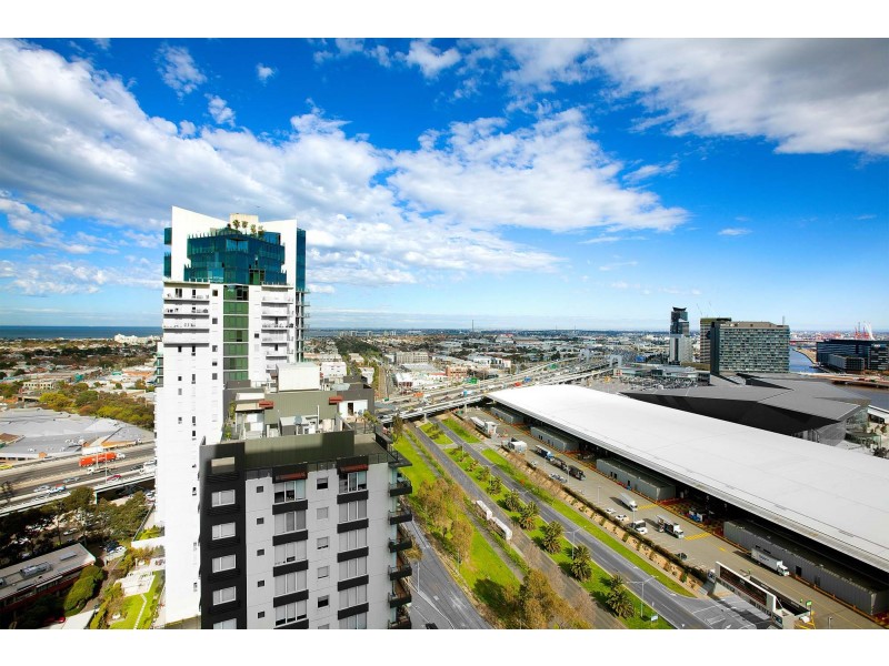 2504/63 Whiteman Street, Southbank VIC 3006