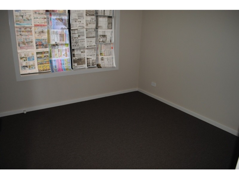 6 Daisybush Drive, Point Cook VIC 3030