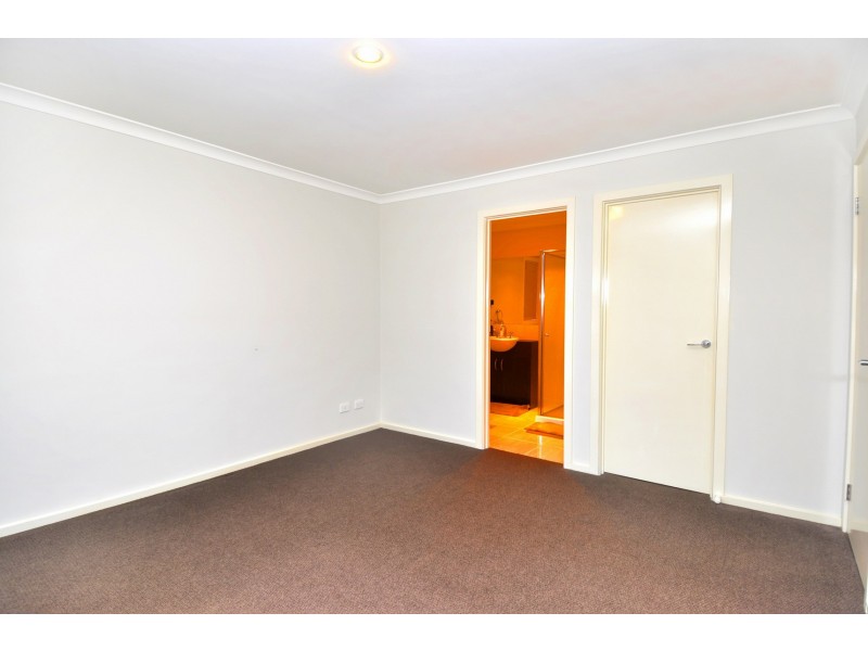 12 Essence Lane, Point Cook VIC 3030