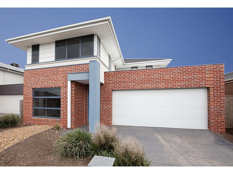 13 Windrest Way, Point Cook VIC 3030