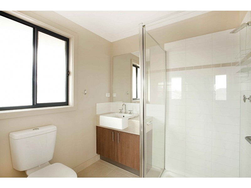 13 Windrest Way, Point Cook VIC 3030