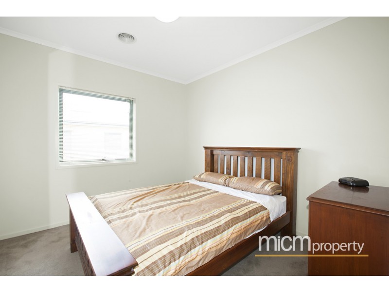 12/19 Vaughan Crescent, Kew VIC 3101