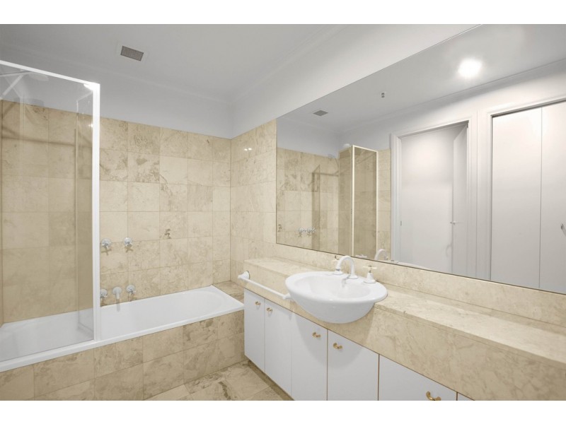 85/8 Wells Street, Southbank VIC 3006