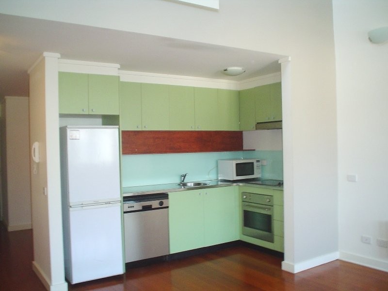 18/49-51 Stawell Street, West Melbourne VIC 3003