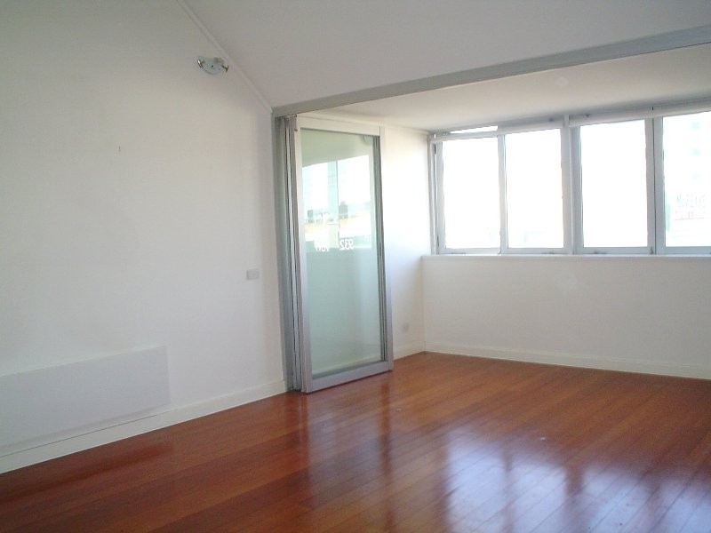 18/49-51 Stawell Street, West Melbourne VIC 3003