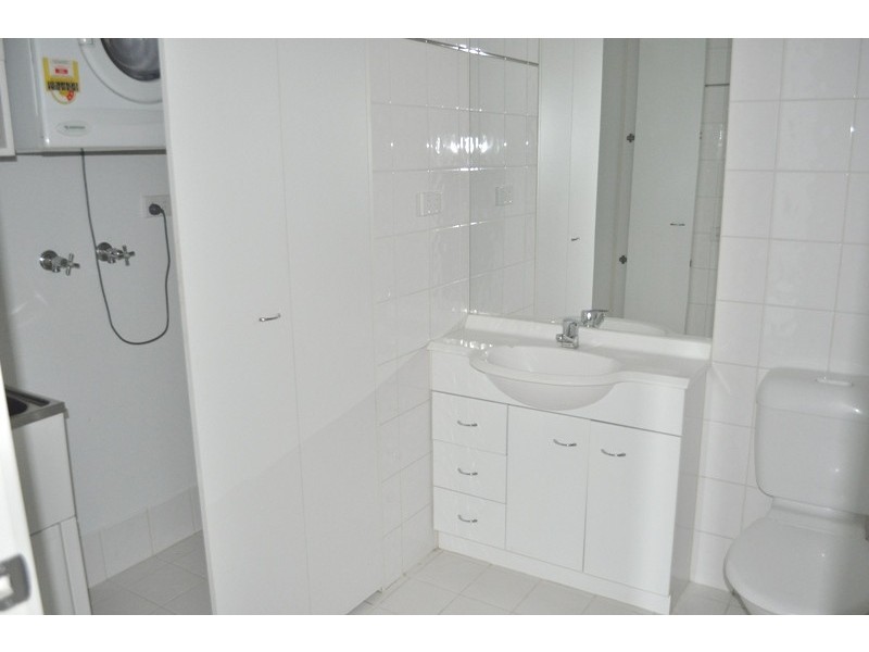 208/28 Bank Street, South Melbourne VIC 3205