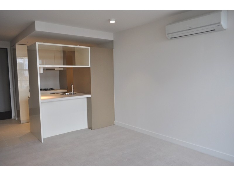 1610/33 Mackenzie Street, Melbourne VIC 3000