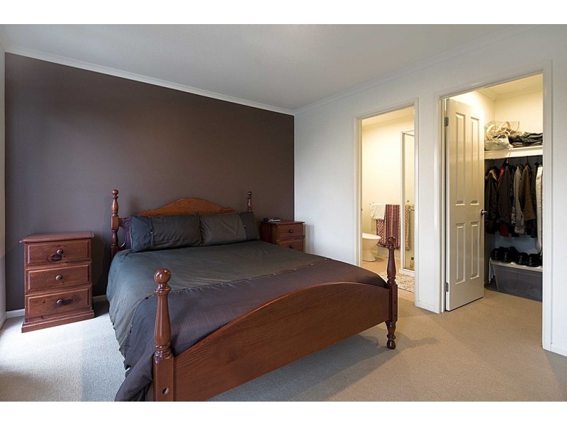 16 Rocky Gate Drive, Truganina VIC 3029