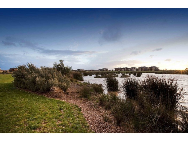 293 Boardwalk Boulevard, Point Cook VIC 3030