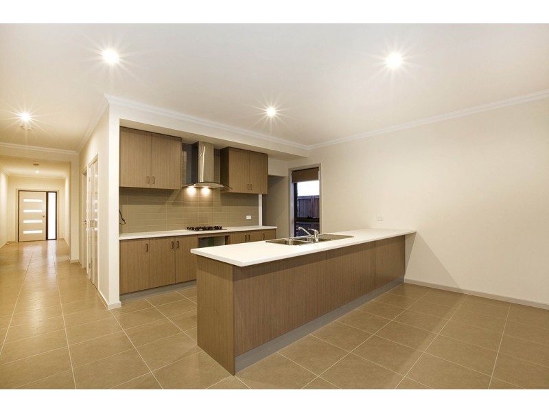 293 Boardwalk Boulevard, Point Cook VIC 3030