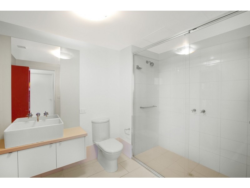 719/60 Siddeley Street, Docklands VIC 3008