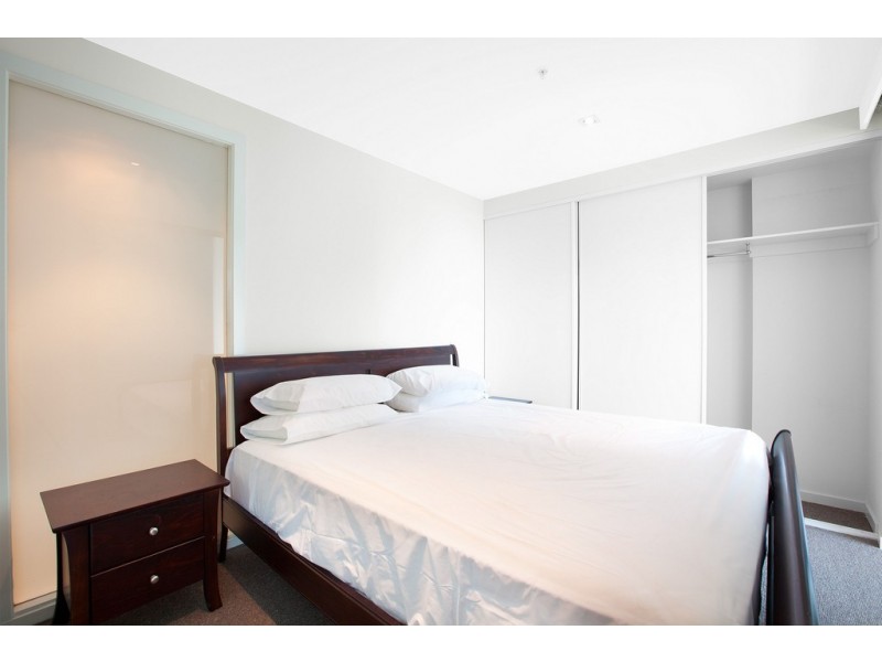 2704/8 Downie Street, Melbourne VIC 3000