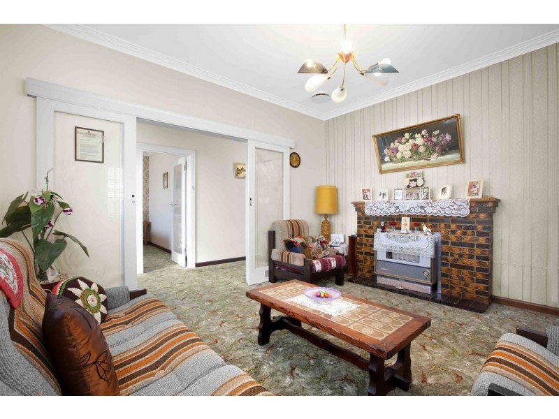 22 Lewis Street, Glenroy VIC 3046