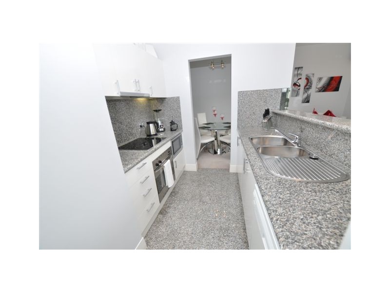 2/221 Sturt Street, Southbank VIC 3006