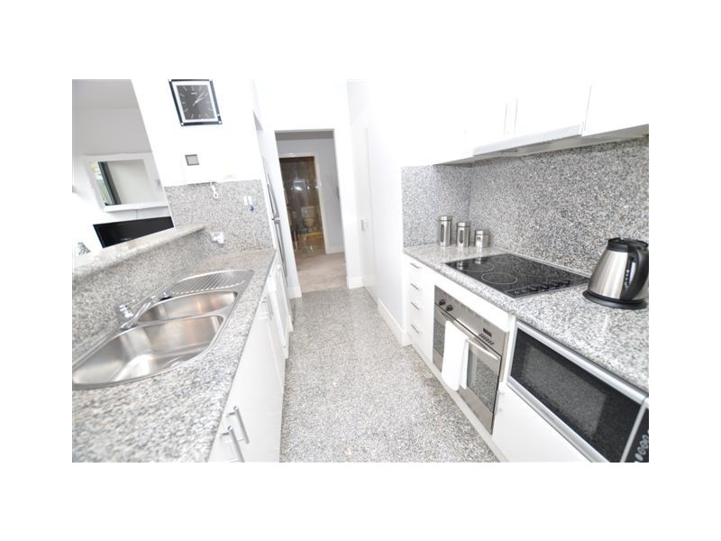 2/221 Sturt Street, Southbank VIC 3006