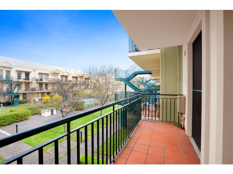 26/682 Nicholson Street, Fitzroy North VIC 3068