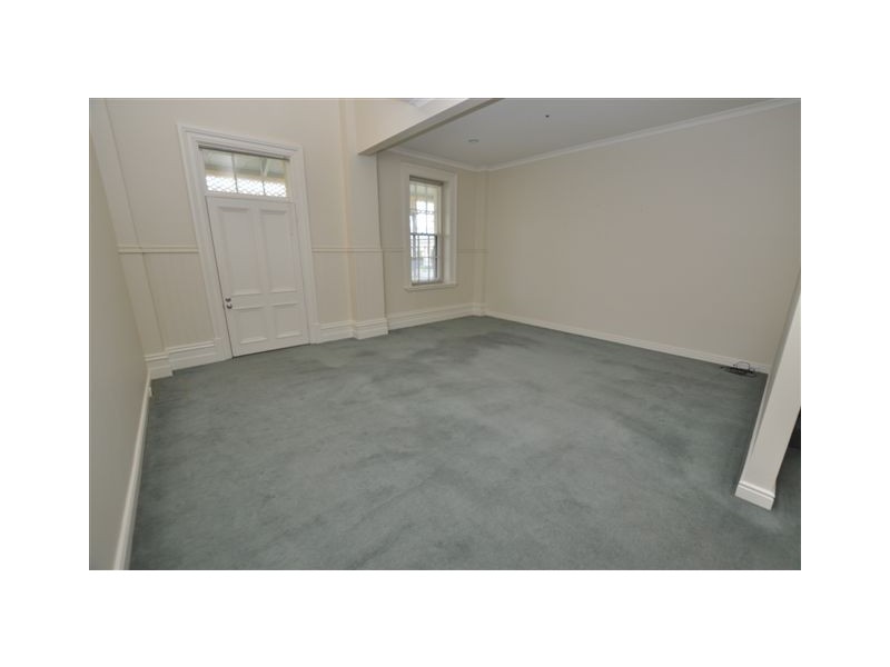 12 Wiltshire Drive, Kew VIC 3101