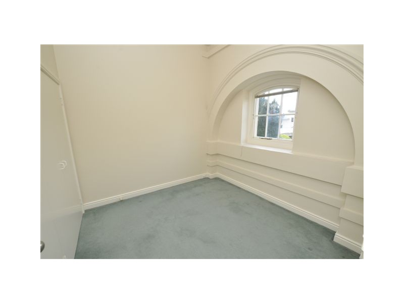 12 Wiltshire Drive, Kew VIC 3101