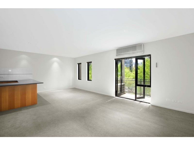 11/1 Riverside Quay, Southbank VIC 3006