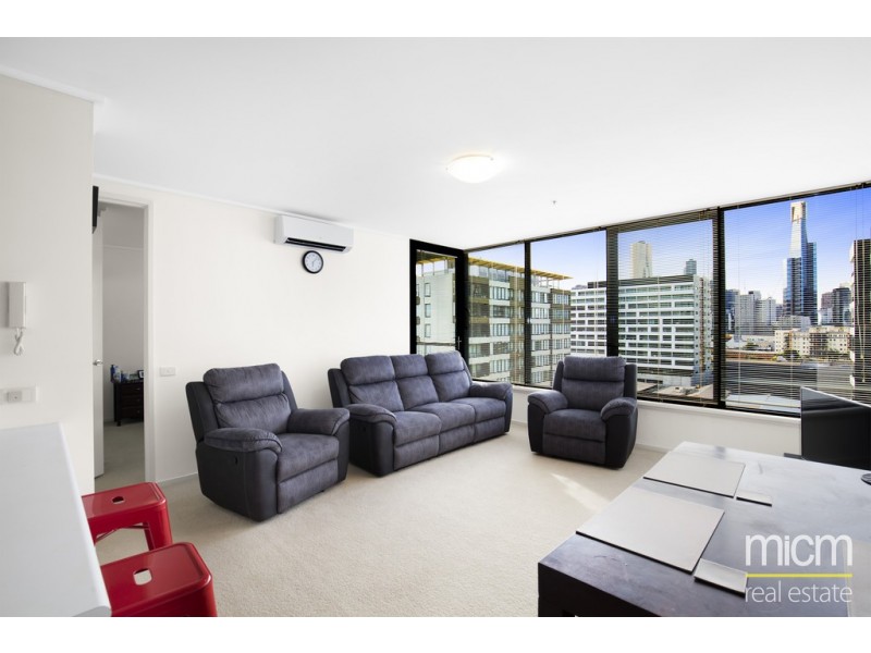 912/28 Bank Street, South Melbourne VIC 3205