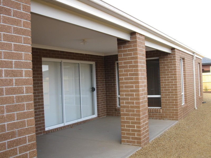 15 Warrego Way, Point Cook VIC 3030