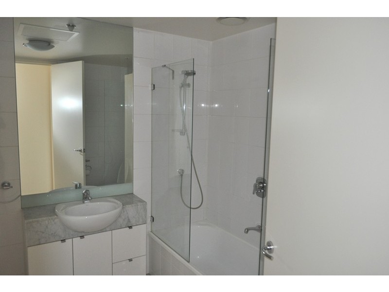 1003/100 Kavanagh Street, Southbank VIC 3006