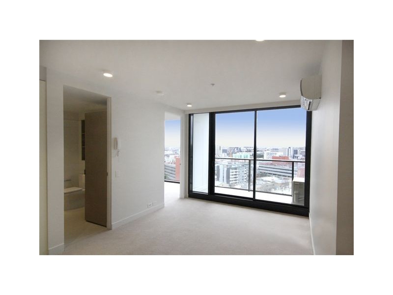 1406/33 Mackenzie Street, Melbourne VIC 3000