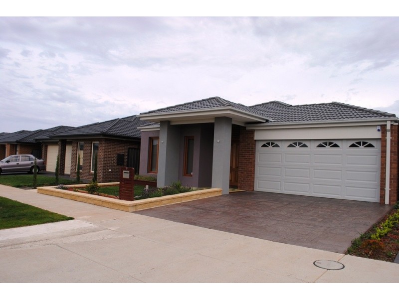 16 Gallant Road, Point Cook VIC 3030