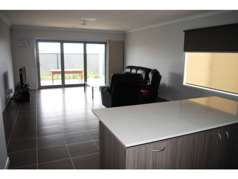 16 Gallant Road, Point Cook VIC 3030