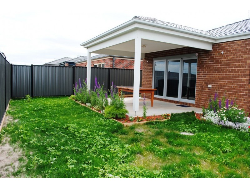 16 Gallant Road, Point Cook VIC 3030