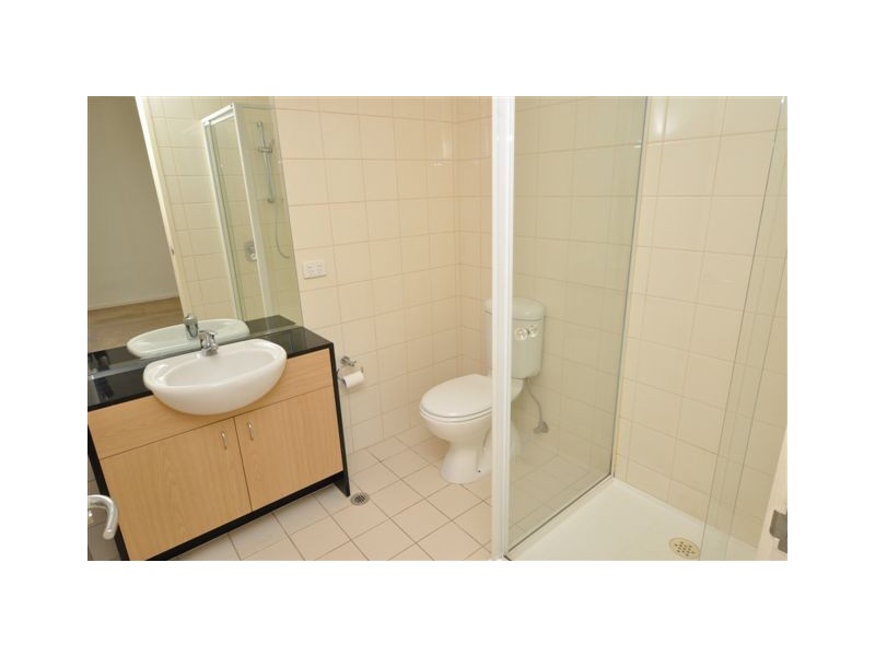 46/83 Whiteman Street, Southbank VIC 3006