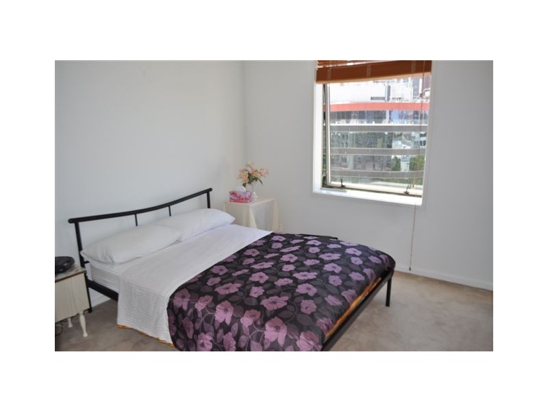 1009/88 Southbank Boulevard, Southbank VIC 3006