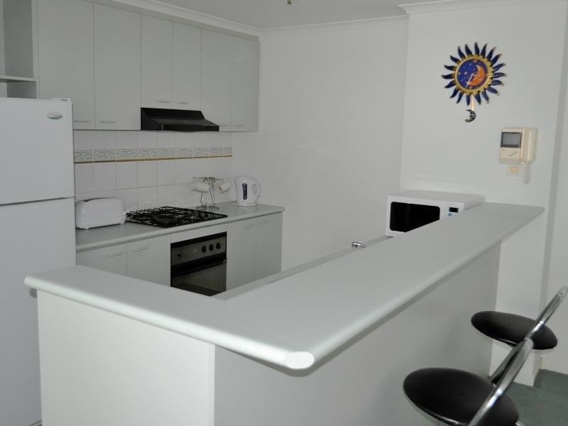 REF 10010/83 Queensbridge Street, Southbank VIC 3006