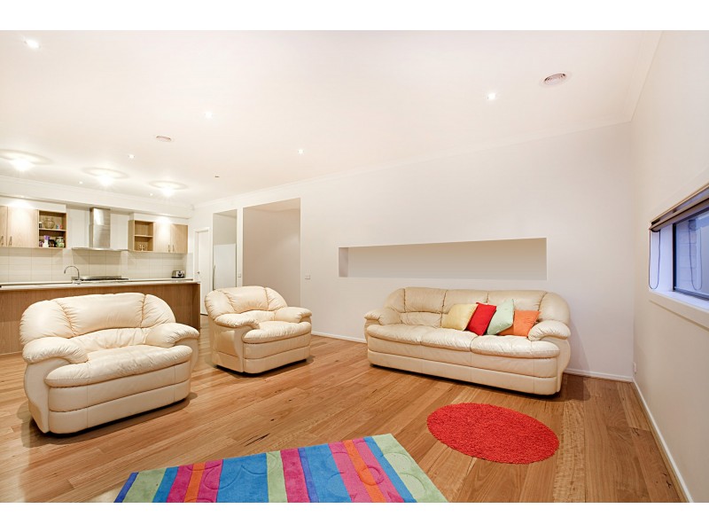 93 Alamanda Boulevard, Point Cook VIC 3030