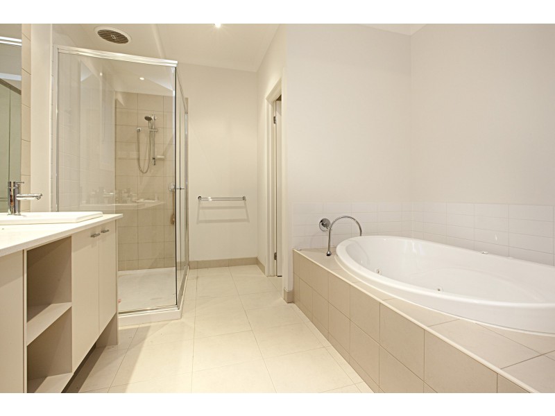 93 Alamanda Boulevard, Point Cook VIC 3030