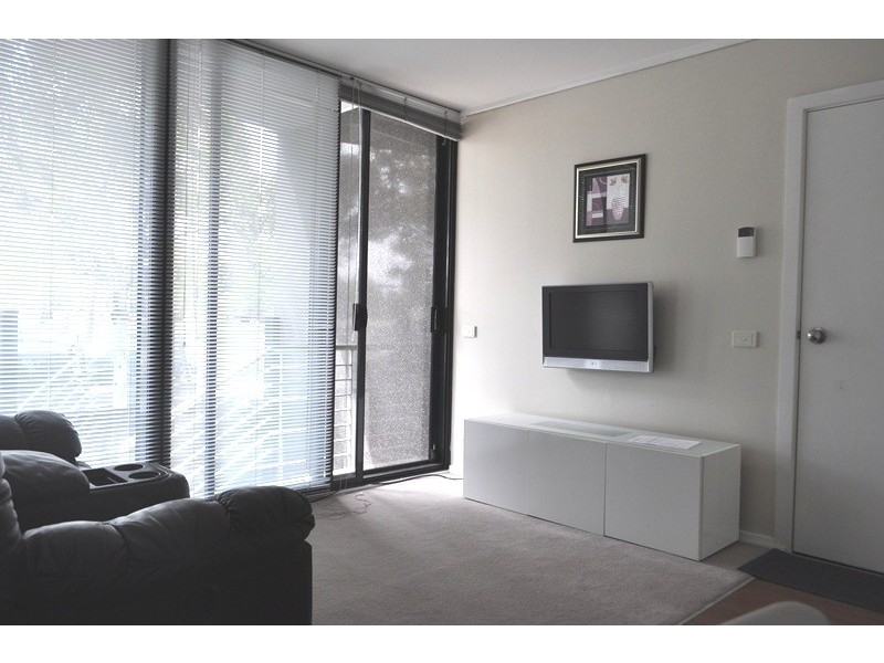 1223/99 Whiteman Street, Southbank VIC 3006