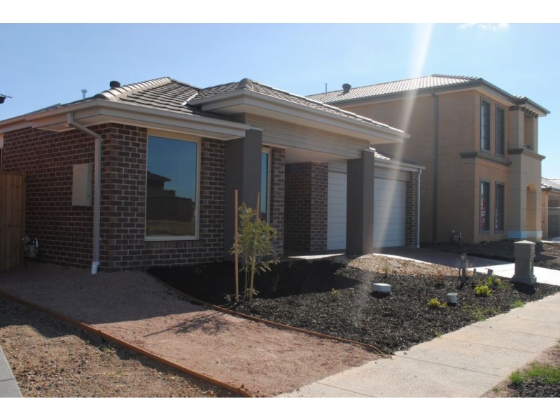 15 Manna Way, Point Cook VIC 3030