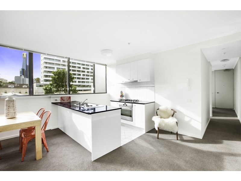 25/63 Dorcas Street, South Melbourne VIC 3205