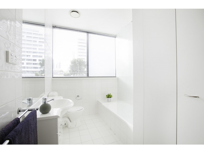 25/63 Dorcas Street, South Melbourne VIC 3205